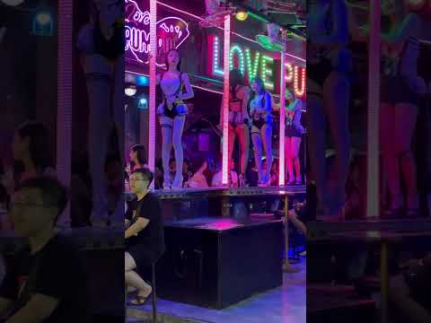 Beautiful ladies dancing in BanglaRoad #patong #thailand #phuket #travel #banglaroad #beautiful #bkk